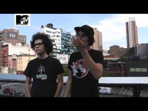 i My Awesome Mixtape durante Hit Week 2010