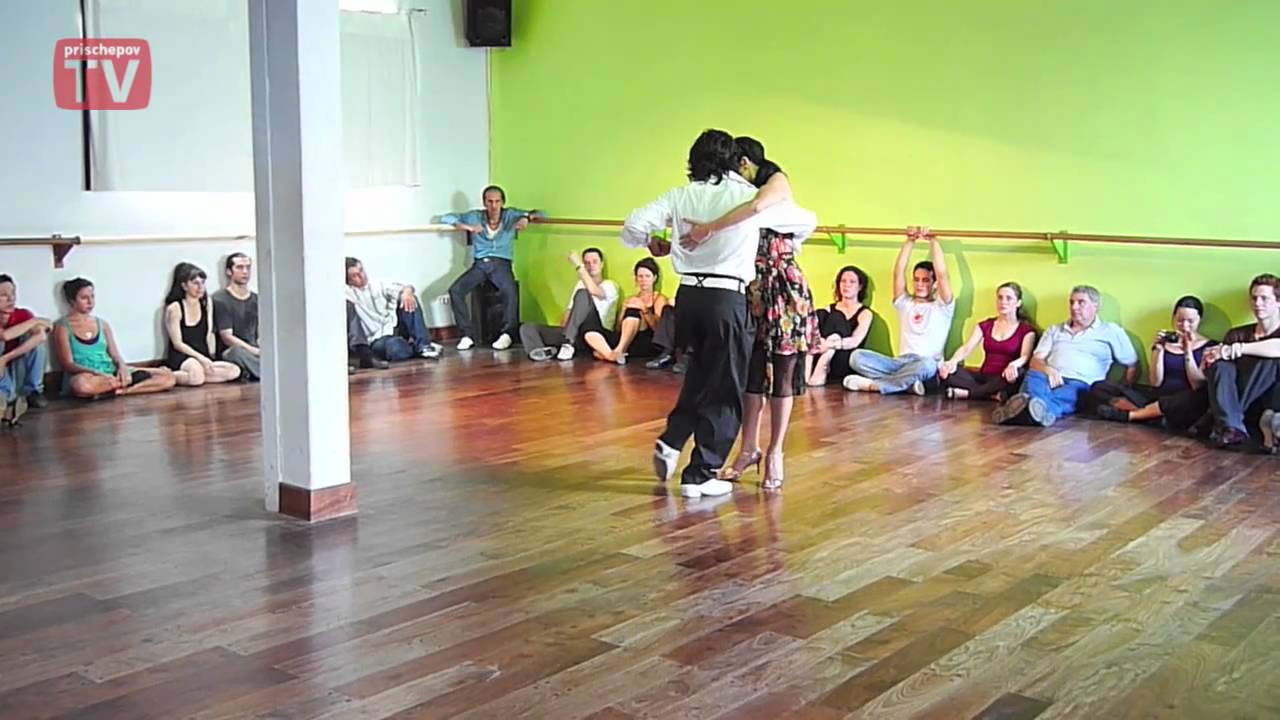 Gaston Torelli y Moira Castellano DNI Tango Studio Buenos Aires, Argentina February 2010