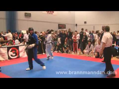 Bev Sturzaker v Luisa Gullotti Bristol Open 2011