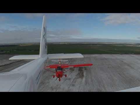 Ultralight aircraft group formation training of Four