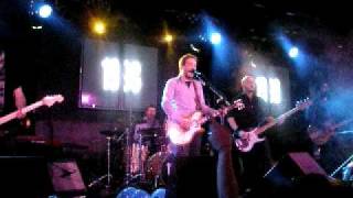 Love of Lesbian - La mirada de la gente que conspira (Mirror)