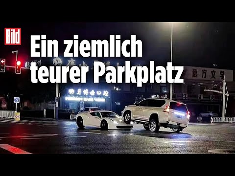 SUV parkt auf Ferrari