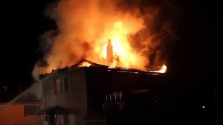 preview picture of video 'New Westminster 2nd Alarm House Fire 240 Jardine St'