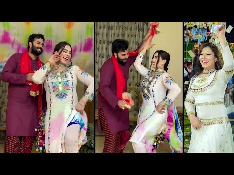 Mundeya Dupatta Chad Mera -  Mehak Malik New Latest Hot Dance 2023