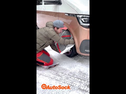 Mounting AutoSock: Quick Installation on Front Wheels