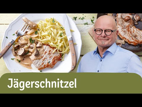 Klassisches Jägerschnitzel mit Pilzrahmsoße 🍄 | REWE Deine Küche