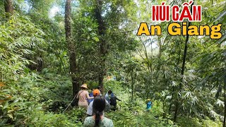 Experience of 3 Uncles and Nephews with a Group of More Than 60 People on Pilgrimage to Cam Mount...