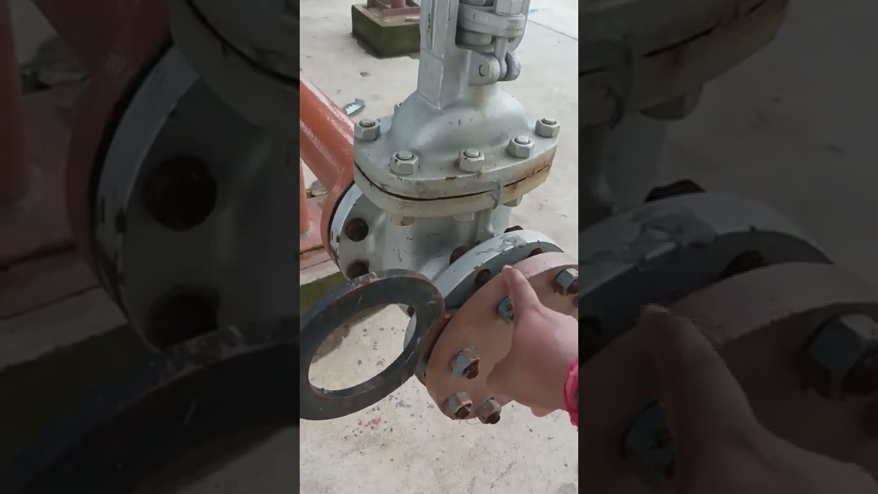 Figure 8 || Spacer and blind || Spectacle Blind #oilandgas #piping #oil #subscribe