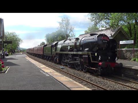 SR 35018 rushes thro' Horton in Ribblesdale (07 Jun 2022)