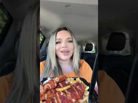 Trisha Paytas Enjoys the Bangin Buns Menu: A Flavorful Feast