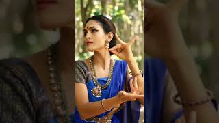 🤗 Rukmini Vijayakumar classical dancing| full screen