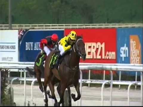 Laurie Laxon 1000th win in Singapore