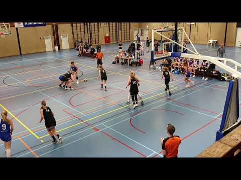 Basketball Scholarship USA Overboarder - Maelé van Houtert