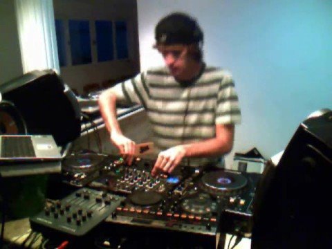 Dj Mateus B. Performance set (DJM 800, eFx1000 + Ableton) @ TechnoTV