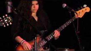 The Magic Numbers Liveroom Session 2007 - 03.Let Somebody In