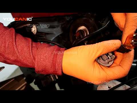 2013–2019 Nissan Sentra – Front Blinker Light Replacement (Removed Headlight Assembly)