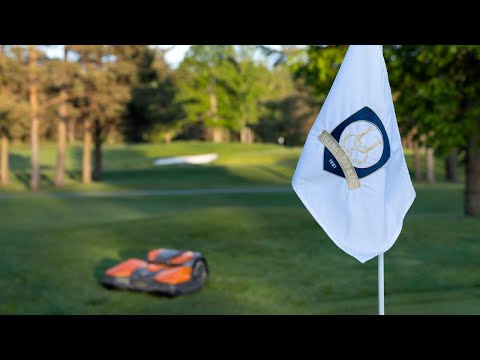 Husqvarna CEORA robotic mower tested at Ullna Golf & Country Club – hear about the results