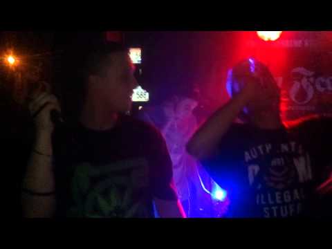 Chochlik x eSdoWu x Ludi - -Rybnik 12.12.2013r. (Tyskie Pub)