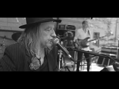 For The Love Of A Woman - Ripoff Raskolnikov LIVE at KOBUCI KERT