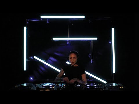 Sofie Sapuna live at N8 X studio session