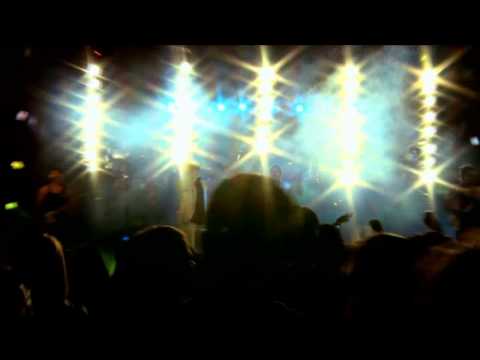 Kchiporros en Vivo - "Buen Puerto" / "El Dinero" - DVD "Calaveras & Bandidas" HD