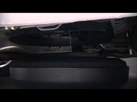 2012 Dodge Grand Caravan | Jacking and Tire Changing