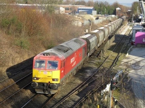 66132 EWS 6M61 and 60007 DBSchenker 6F05 both at Northenden 01/03/2014