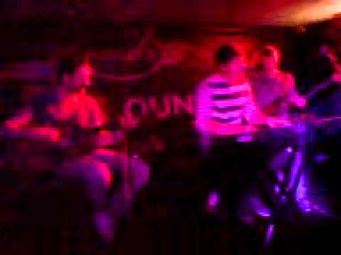 The Dykeenies- Square Balloons