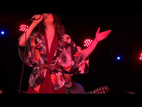 Roberta Sá e Trio Madeira Brasil - Marejada / Agua da minha sede / Mandingo / Zambiapungo - Miranda