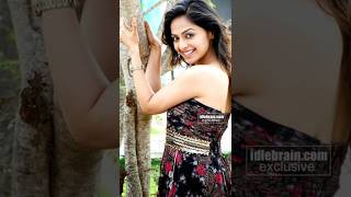 Download lagu Jabse Dekha Khoye Khoye - Kuch Tum Kaho Kuch Hum Kahein | Fardeen & Richa | Kumar Sanu & Alka mp3