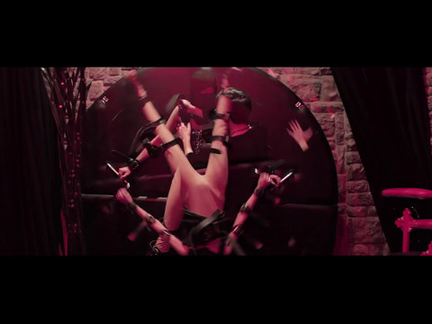 JIRAFA REY X LUPERCA | ARA-KIRI