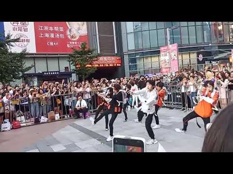 3️⃣ BOY STORY Busking in Shenyang- "Too Busy"