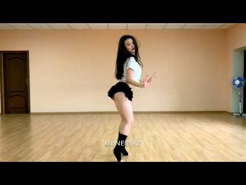 lambada girl ) казашка танцует ламбаду