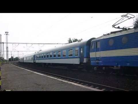 ČD 362.174 - Průjezd vlaku R 672 - Poříčany, 29.6.2013