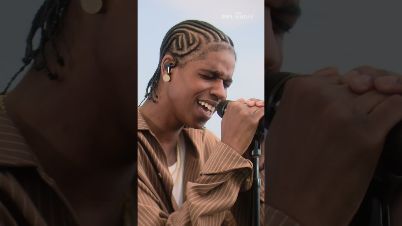 JayDon’s hit single “Lullaby” live is a must-watch 👀 guaranteed repeat 🔁 #betamplified