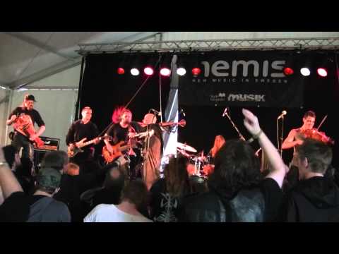 Black magic fools live at metaltown 2013. jesters confession, finaly headbanging part.