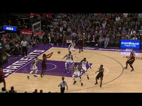 Raptors Highlights: Carroll with the Layup - November 20, 2016