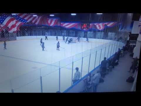 2020-2021 Peewee Major 08 AA - Aidan taking a pass from his linemate & scoring from the high slot