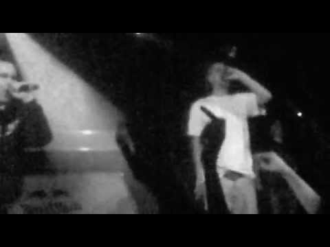 Doša - fuknte sredince v zrak ( hip hop reunion 28.10.2011 ) Live@Maribor,Štuk