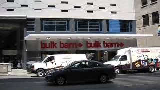 preview picture of video 'Bulk Barn Carlton st Downtown Toronto 19 June 2013'