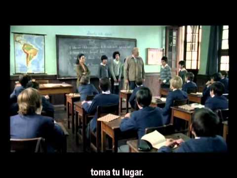 Primera escena de Machuca de Andrés Wood film chileno 2004.wmv