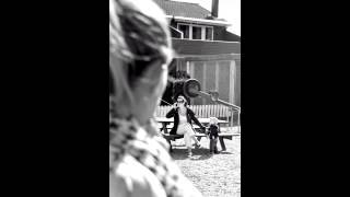 Små føtter setter dype spor