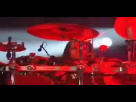KoRn - Live KROQ Weenie Roast 2007 (Feat Joey Jordison)