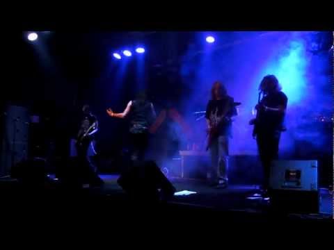 Wolfpit - Heart Blood (Live @ Zizers 2011)