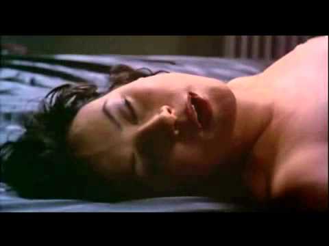 Bound (1996) Official Trailer