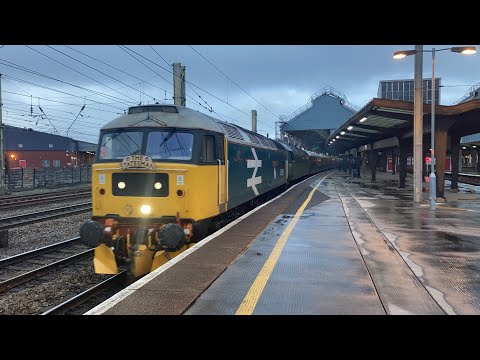 Class 47593 and 47810 on the Saturday statesman