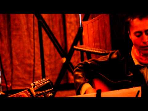 Deus - Silvia & Cintia
