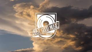 OKO EBOMBO - Naked Life