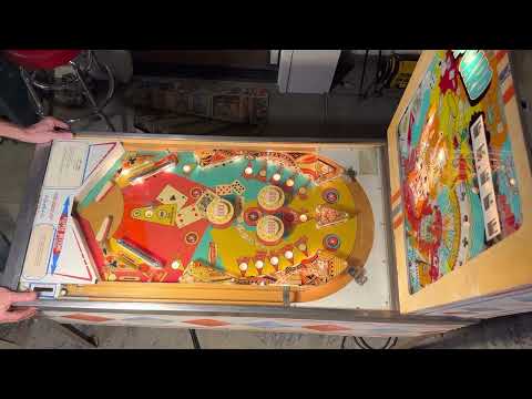Gottlieb ‘Top Card’ Pinball Machine Game Play
