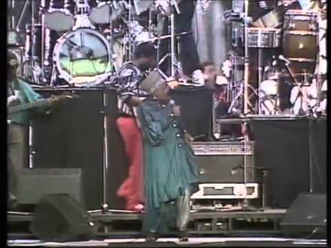 Miriam Makeba and Hugh Masekela - Soweto Blues (Live 1988)